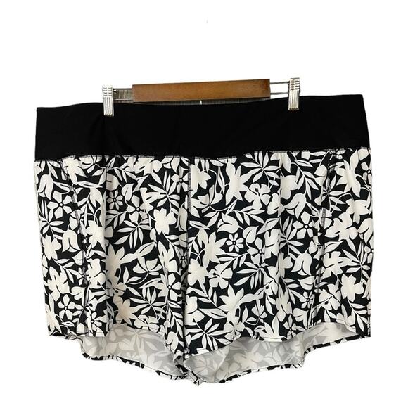 Land’s‎ End Women’s Swim Board Shorts in Havana Print Size 26W NWOT - Picture 1 of 7